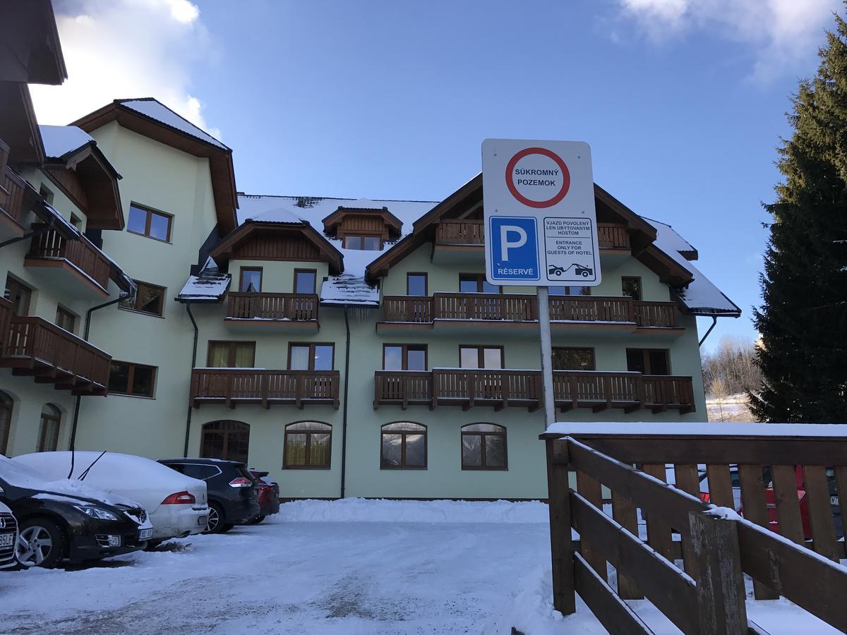Aparthotel Kamzik Donovaly Exteriör bild